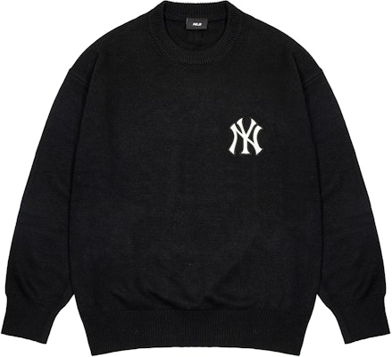 Suéter Unisex Negro MLB FW22 New York Yankees Logo Grande Cuello Redondo. 3AKPB0126-50BKS Lookbook Suéter Unisex Negro MLB FW22 New York Yankees Logo Grande Cuello Redondo. 3AKPB0126-50BKS