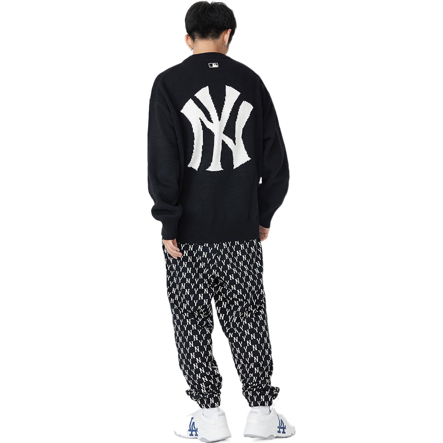 Sizing Suéter Unisex Negro MLB FW22 New York Yankees Logo Grande Cuello Redondo. 3AKPB0126-50BKS