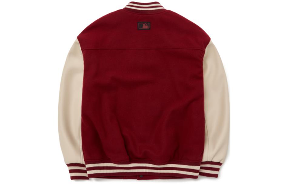 Lookbook MLB FW22 레드 패치워크 자수 야구 재킷 유니섹스 캐주얼 아우터. 3AJPF0124-43WIS