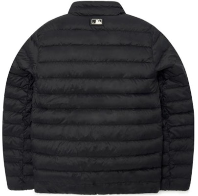 MLB FW22 ユニセックス ロゴ入りライトウェイトブラックダウンジャケット 冬仕様 3ADJB1626-50BKS Lookbook MLB FW22 ユニセックス ロゴ入りライトウェイトブラックダウンジャケット 冬仕様 3ADJB1626-50BKS