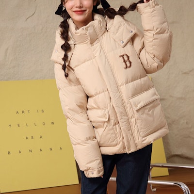 MLB FW22 Unisex Oversized Hooded Down Jacket Beige Winter Coat 3ADJEC426-43BGS Shop MLB FW22 Unisex Oversized Hooded Down Jacket Beige Winter Coat 3ADJEC426-43BGS