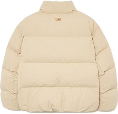 MLB FW23 波士頓紅襪Logo高領羽絨外套 米色 男女適用 3ADJB0336-43BGM Lookbook MLB FW23 波士頓紅襪Logo高領羽絨外套 米色 男女適用 3ADJB0336-43BGM