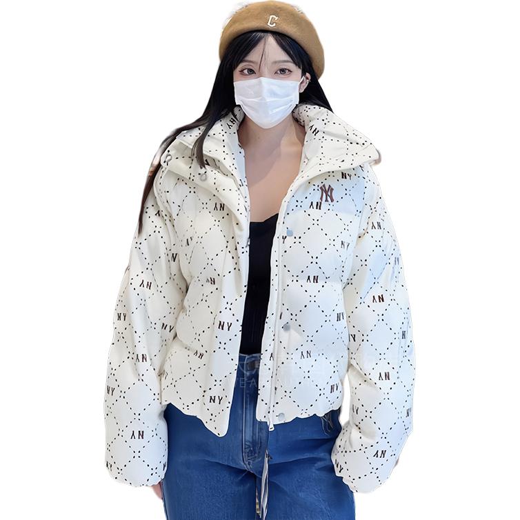 Lookbook MLB FW23 ダイヤモンモノグラム柄ルーズフィット中綿ジャケットクリームユニセックス 3FDJM0136-50CRD