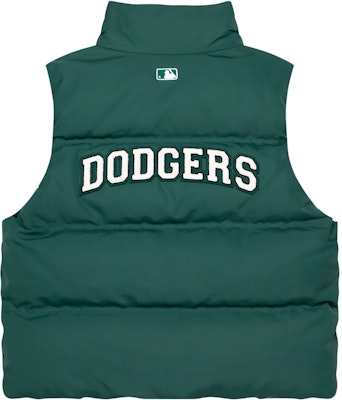 MLB FW23 洛杉磯道奇隊標誌羽絨背心 男女款 綠色 3ADVV0136-07GND Lookbook MLB FW23 洛杉磯道奇隊標誌羽絨背心 男女款 綠色 3ADVV0136-07GND