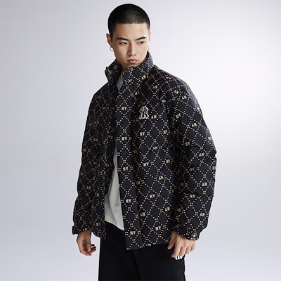 MLB FW23 紐約洋基隊短版羽絨外套 黑色男女通用款. 3ADJM0536-50BKS Details for MLB FW23 紐約洋基隊短版羽絨外套 黑色男女通用款. 3ADJM0536-50BKS