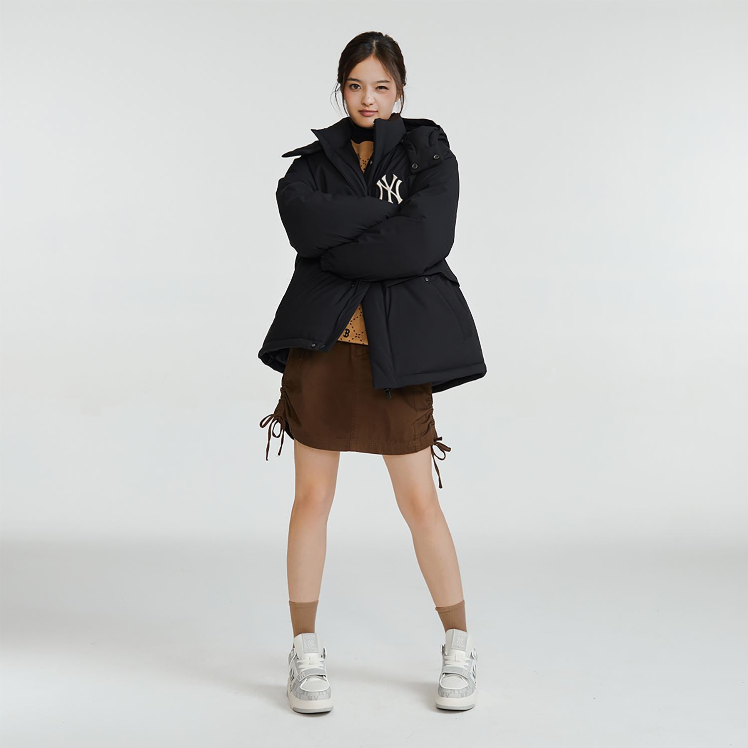 MLB FW23 New York Yankees Black Hooded Mid-Length Down Jacket Unisex 3ADJEC736-50BKS 圖 13