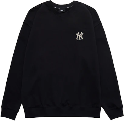 MLB FW23 紐約洋基漸層字母圖案黑色男女款圓領長袖衫 3AMTM0234-50BKS Lookbook MLB FW23 紐約洋基漸層字母圖案黑色男女款圓領長袖衫 3AMTM0234-50BKS