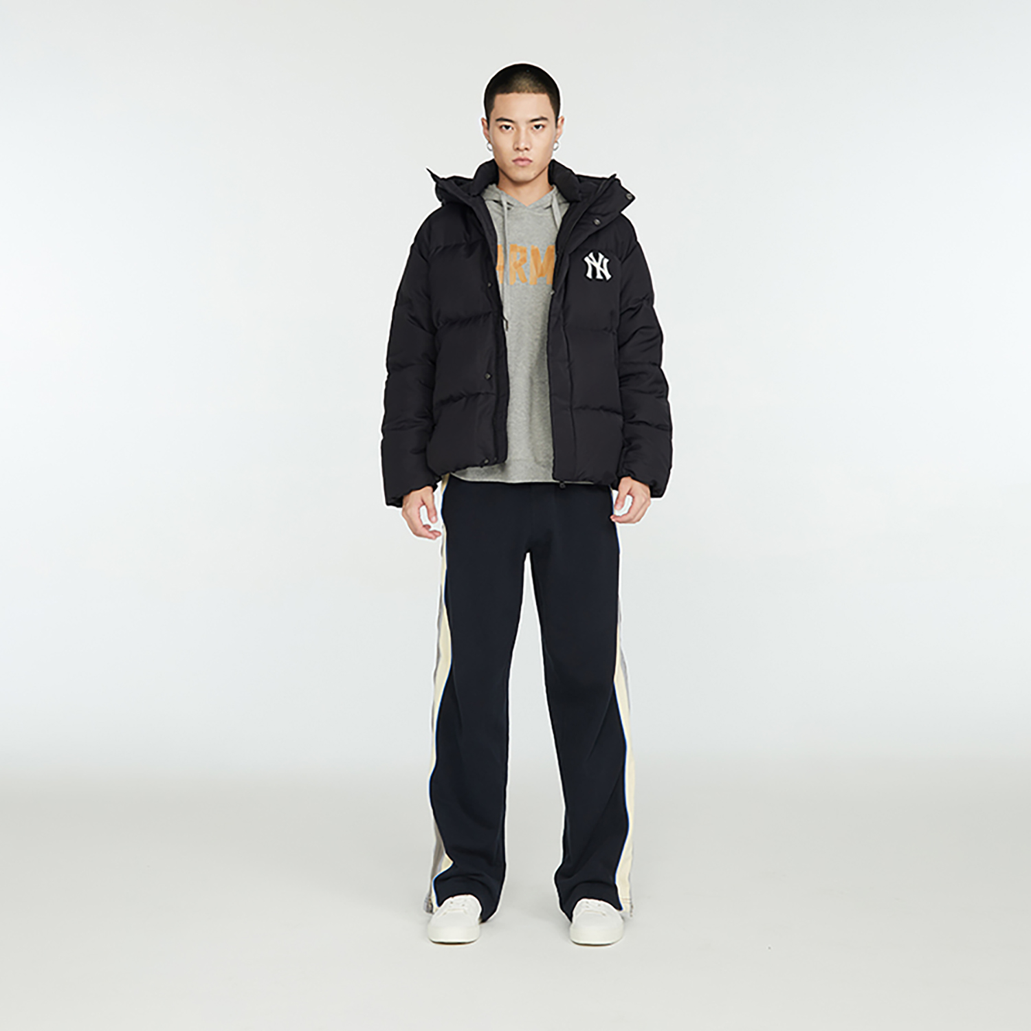 Cheap Chaqueta acolchada unisex corta negra MLB FW23 New York Yankees con estampado. 3ADJV0236-50BKS