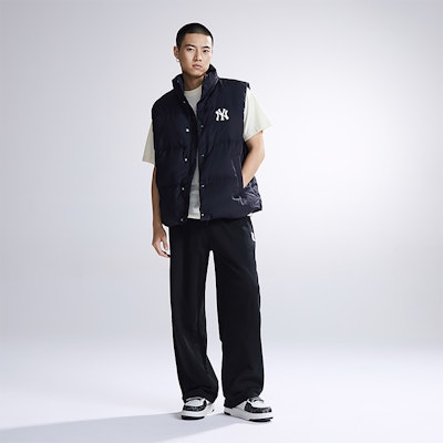 MLB FW23 Rompi Tebal Logo New York Yankees Hitam Unisex 3ADVV0136-50BKS Shop MLB FW23 Rompi Tebal Logo New York Yankees Hitam Unisex 3ADVV0136-50BKS