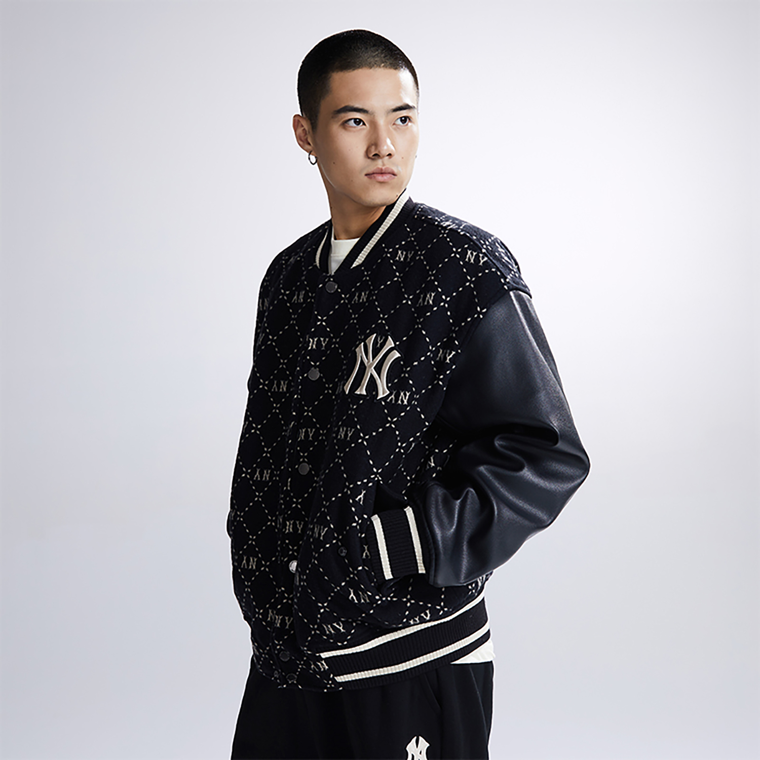 Sizing MLB FW23 紐約洋基格紋字母棒球外套 黑色 男女適用 3AJPM0634-50BKS