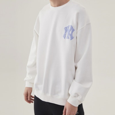 MLB Like Series New York Yankees Logo Ivory White Crewneck Sweatshirt Unisex 31MT05941-50I Shop MLB Like Series New York Yankees Logo Ivory White Crewneck Sweatshirt Unisex 31MT05941-50I