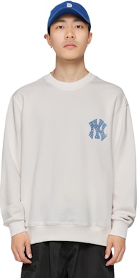 MLB Like Series New York Yankees Logo Ivory White Crewneck Sweatshirt Unisex 31MT05941-50I Sizing MLB Like Series New York Yankees Logo Ivory White Crewneck Sweatshirt Unisex 31MT05941-50I