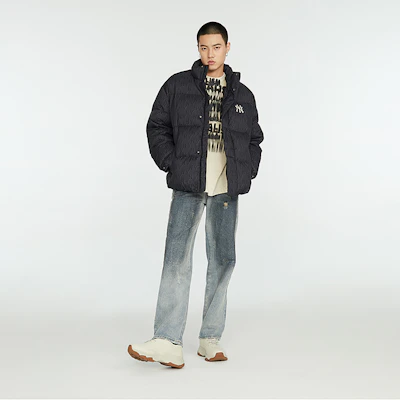 MLB标志满印短款羽绒服男女同款黑色. 3ADJM0736-50BKS Purchase MLB标志满印短款羽绒服男女同款黑色. 3ADJM0736-50BKS