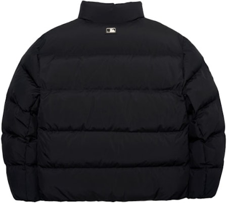 MLB logo輕盈黑色羽絨外套 男女款防風保暖短版外套 3ADJB0416-50BKS Lookbook MLB logo輕盈黑色羽絨外套 男女款防風保暖短版外套 3ADJB0416-50BKS