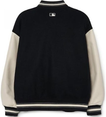 MLB 로고 패치 바시티 야구 자켓 유니섹스 커플룩 블랙 3AJPB0131-50BKS Lookbook MLB 로고 패치 바시티 야구 자켓 유니섹스 커플룩 블랙 3AJPB0131-50BKS