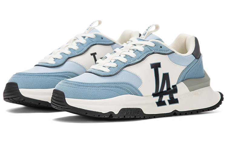 Lookbook MLB Los Angeles Dodgers 'Zapatillas Retro Suela Gruesa Azul Cielo - Estilo Dad' 3ASHCRS3N-07SBS