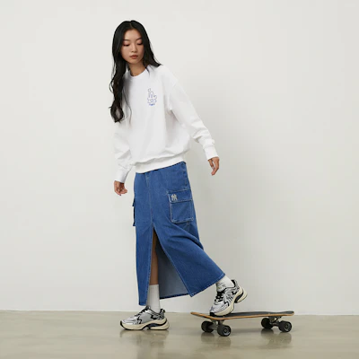 MLB 洛杉磯道奇 基本款 24FW 圓領衛衣 中性款 米白色 3AMTB9744-07WHS Sizing MLB 洛杉磯道奇 基本款 24FW 圓領衛衣 中性款 米白色 3AMTB9744-07WHS