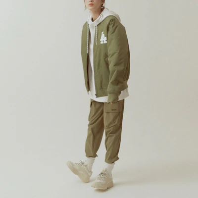 MLB Los Angeles Dodgers Logo Varsity Bomber Jacket Unisex Baseball Collar 31JPU0111-07K Purchase MLB Los Angeles Dodgers Logo Varsity Bomber Jacket Unisex Baseball Collar 31JPU0111-07K