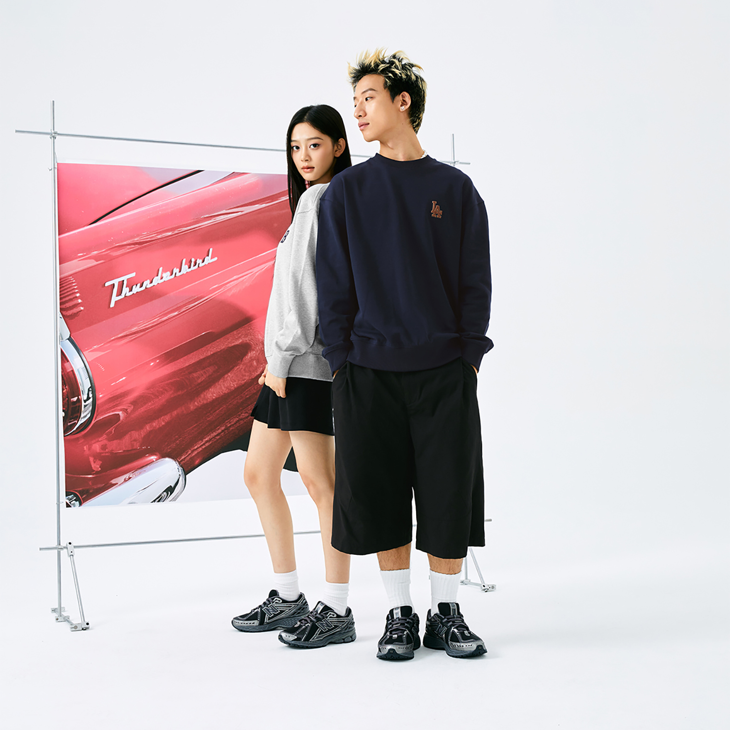 MLB Los Angeles Dodgers Monogram Navy Retro Crewneck Sweatshirt Unisex Casual 3AMTM0444-07NYS 圖 4