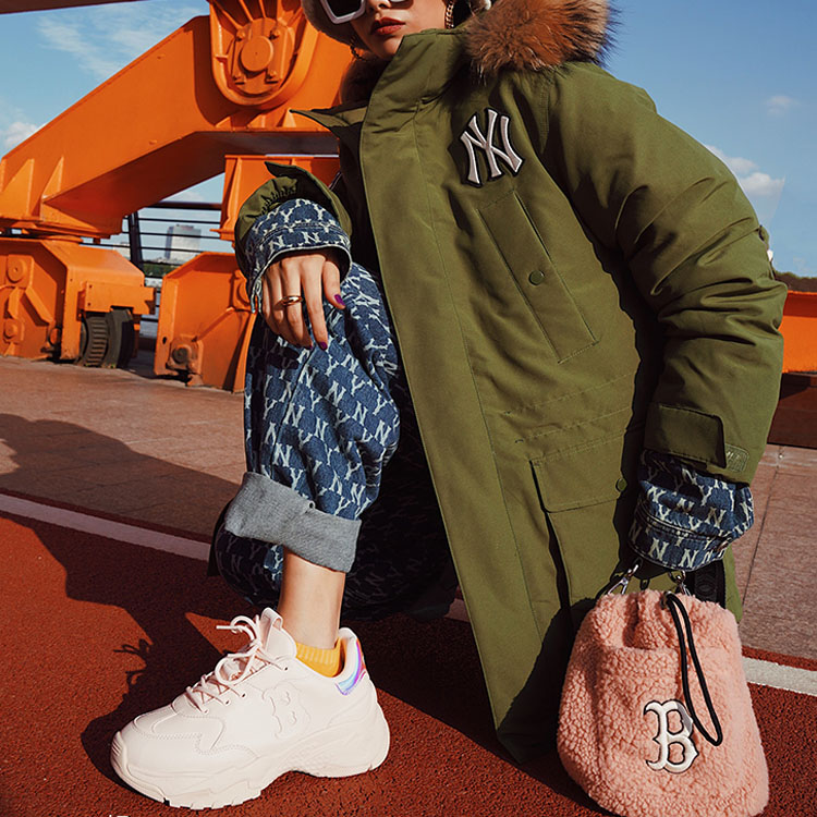 Purchase MLB军绿色毛领羽绒中长款冬季男女同款外套 31DJCH061