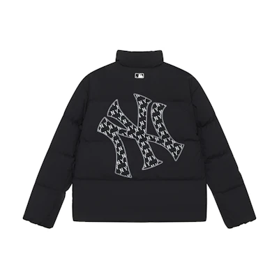 MLB Monogram FW24 NYC Yankees Black Puffer Jacket Unisex with Logo & Fleece Lining. 3ADJM1646-50BKS