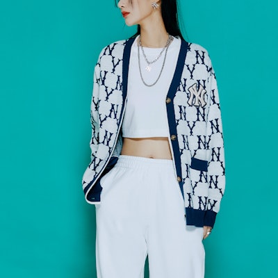 MLB Monogram Logo Series Colorblock Sweater Unisex Blue White. 3AKCM0121-50CRS Purchase MLB Monogram Logo Series Colorblock Sweater Unisex Blue White. 3AKCM0121-50CRS