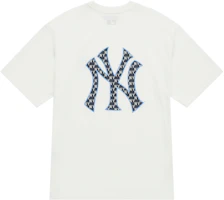 MLB Monogram New York Yankees Ivory White Logo T-Shirt Unisex Breathable Casual Tee 3ATSM0653-50IVS MLB Monogram New York Yankees Ivory White Logo T-Shirt Unisex Breathable Casual Tee 3ATSM0653-50IVS