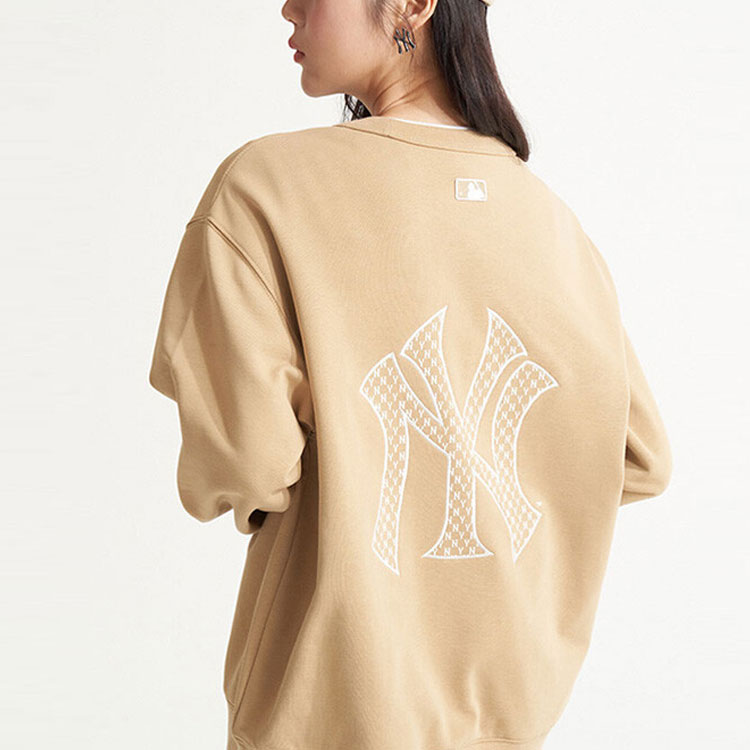 MLB Monogram New York Yankees Khaki Crewneck Pullover Sweatshirt Unisex 3AMTM0121-50BGD 圖 5
