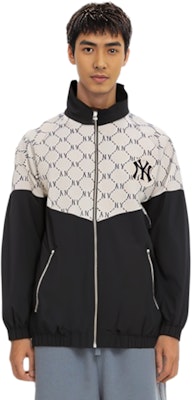 Chaqueta Letterman Negra MLB Monograma New York Yankees Unisex Edición Otoño. 3AWJM0221-50BGS Shop Chaqueta Letterman Negra MLB Monograma New York Yankees Unisex Edición Otoño. 3AWJM0221-50BGS
