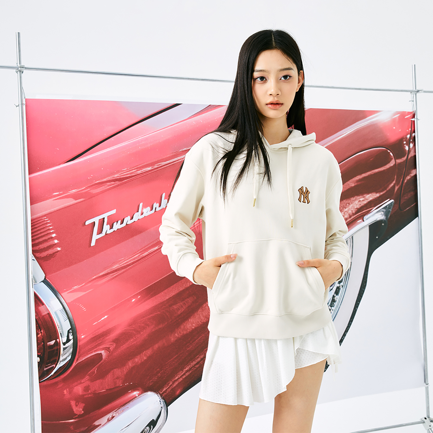 Purchase MLB 字紋紐約洋基隊奶油色寬鬆連帽衫男女休閒穿搭 3AHDM0144-50CRD