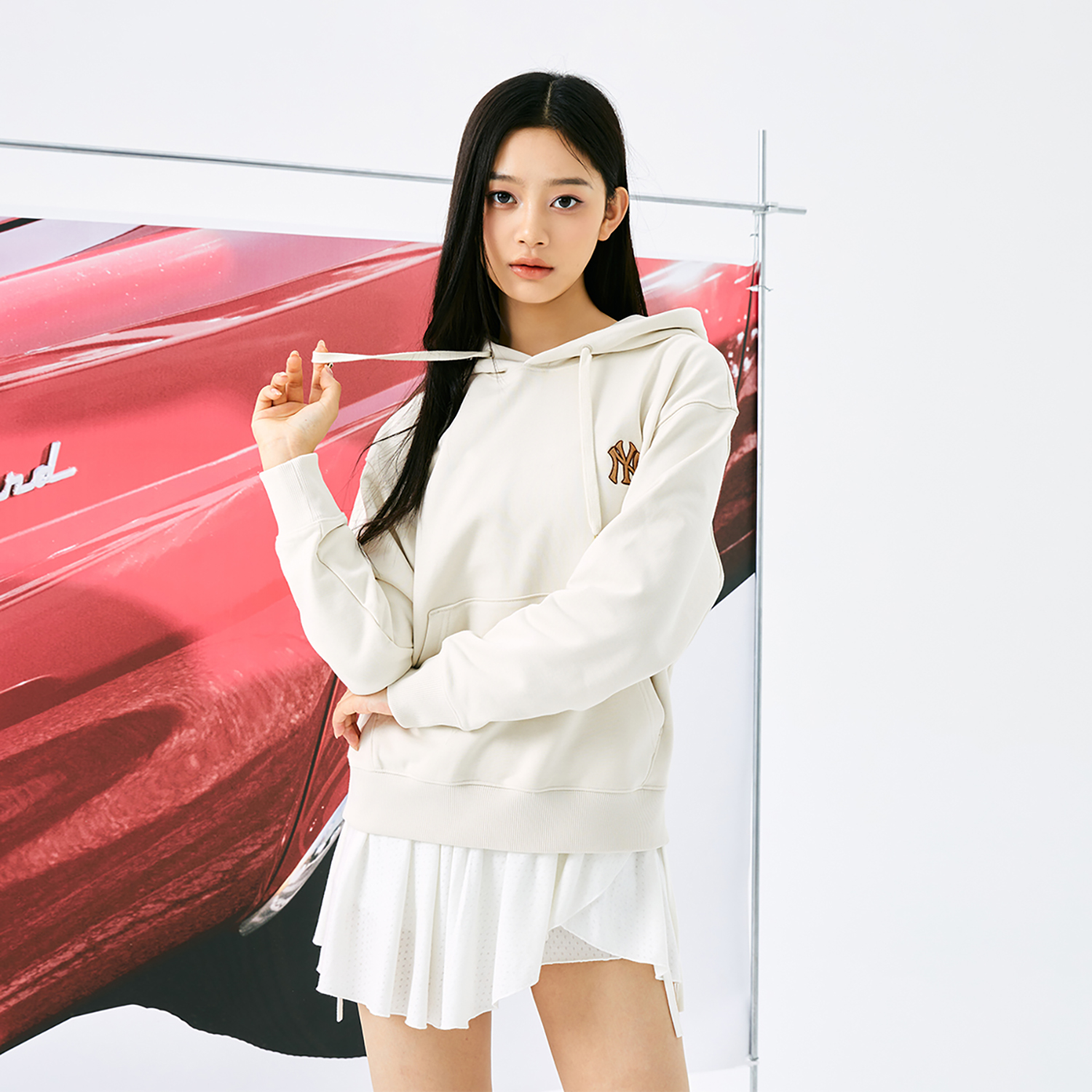 Details for MLB 字紋紐約洋基隊奶油色寬鬆連帽衫男女休閒穿搭 3AHDM0144-50CRD