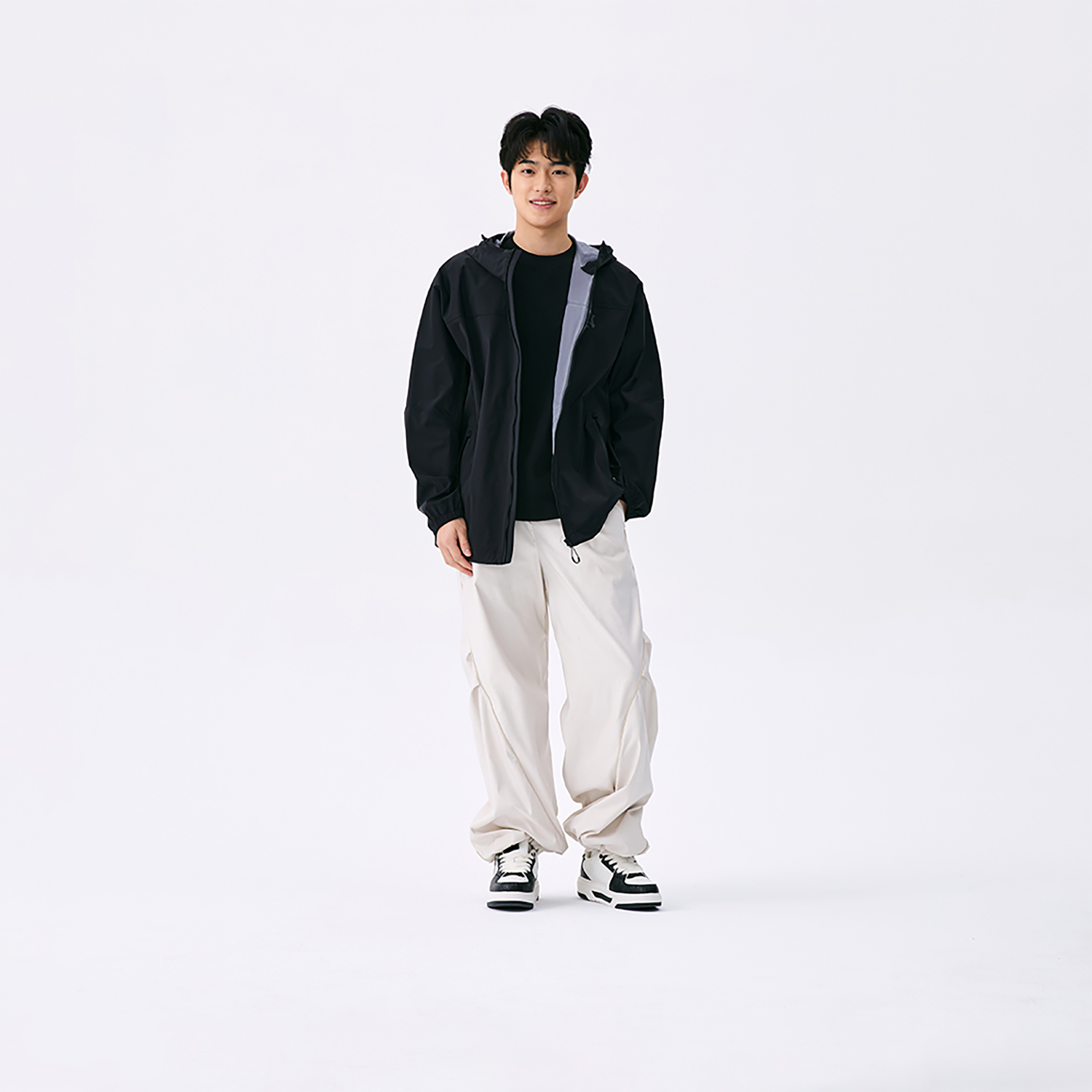 MLB Monogram New York Yankees Unisex Black Windproof Hoodie Jacket 3AWJM0551-50BKS 圖 8