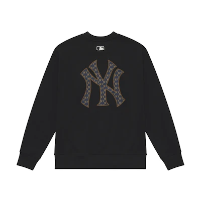 MLB Monogram New York Yankees Vintage Black Crewneck Sweatshirt Unisex 3AMTM0444-50BKS