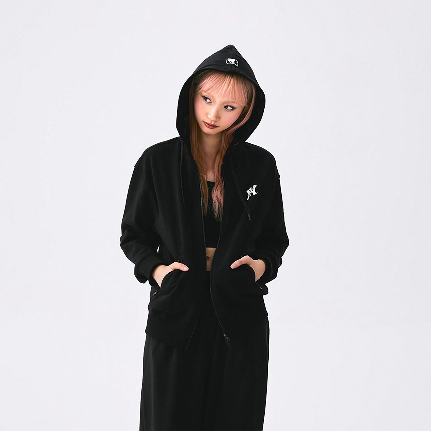 MLB Monogram NY Yankees Black Logo Zip Hoodie Unisex Casual Long Sleeve Jacket 3ATRM0451-50BKS 圖 4