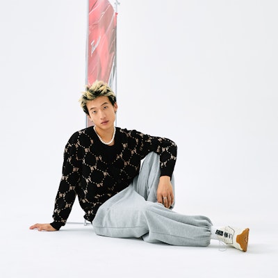 MLB Monogram NY Yankees FW24 V-Neck Diamond Logo Knit Sweater Unisex Black. 3AKCM0144-50BKS Details for MLB Monogram NY Yankees FW24 V-Neck Diamond Logo Knit Sweater Unisex Black. 3AKCM0144-50BKS