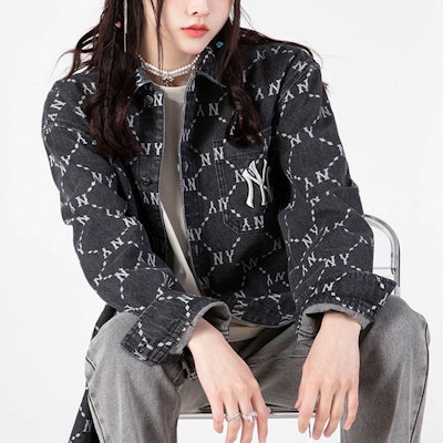 MLB モノグラムデニムレトロ長袖シャツ ユニセックス ブラック. 3ADRMN421-50BKS Shop MLB モノグラムデニムレトロ長袖シャツ ユニセックス ブラック. 3ADRMN421-50BKS