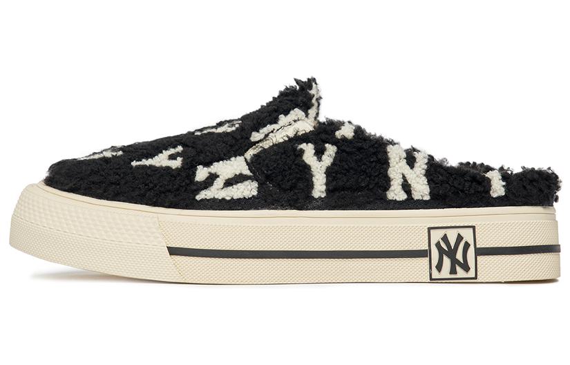 Buy MLB Mule Fleece Monogram Slip-On 'Hitam' 3AMUUWS26-50BKS
