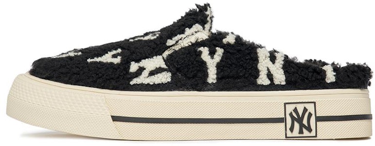 MLB 黑色羊羔绒一脚蹬便鞋 3AMUUWS26-50BKS Buy MLB 黑色羊羔绒一脚蹬便鞋 3AMUUWS26-50BKS