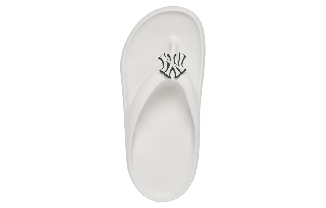 Shop MLB New York Slip-On 'White' 3ALPFBF33-50WHS