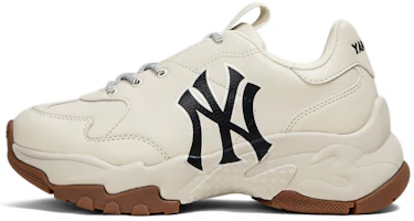 MLB New York Yankees 'Dad Shoe' 3ASHBNA3N-50CRS MLB New York Yankees 'Dad Shoe' 3ASHBNA3N-50CRS