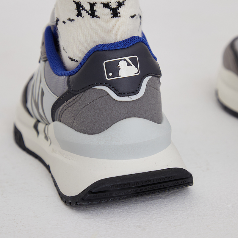 MLB New York Yankees 'Dark Grey Dad Shoe' 圖 10