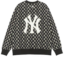 MLB New York Yankees All Over Logo Black Crewneck Sweatshirt Unisex 3AMTM0221-50BKS MLB New York Yankees All Over Logo Black Crewneck Sweatshirt Unisex 3AMTM0221-50BKS