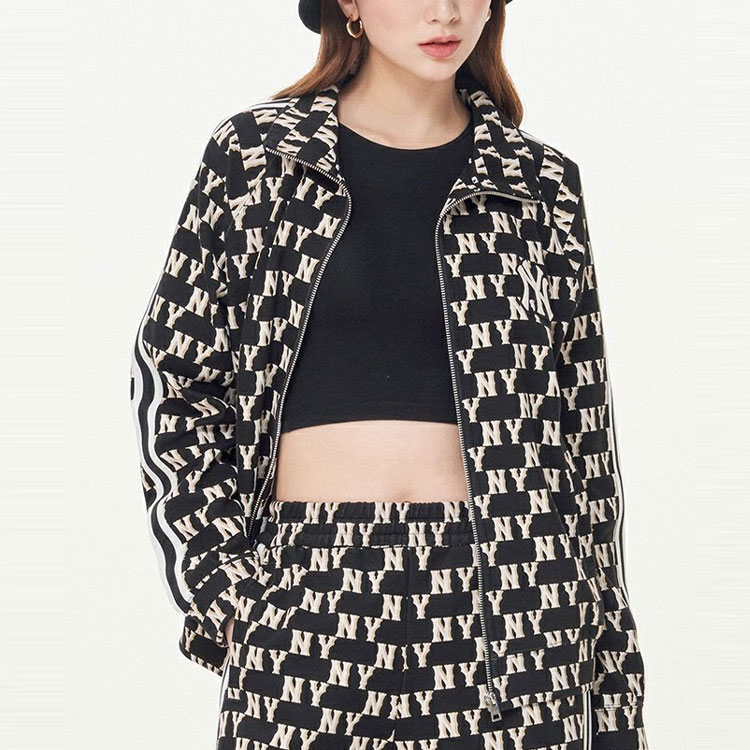 Shop MLB 纽约洋基全印花外套 黑色中性款 3ATRM0231-50BKS