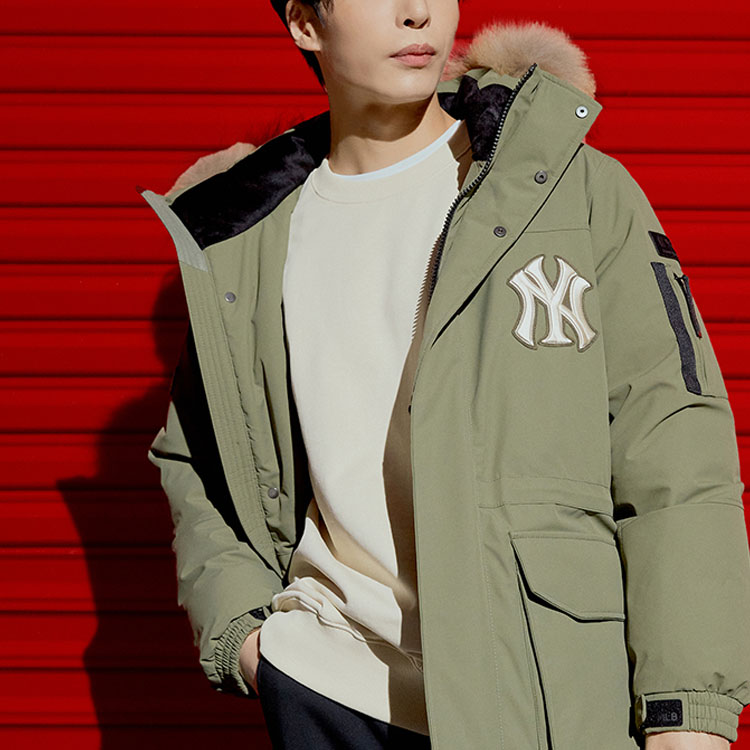 Shop MLB ニューヨーク・ヤンキース ロゴ 冬用フード付きダウンジャケット ユニセックス グリーン 3ADJJ0216-50KAS