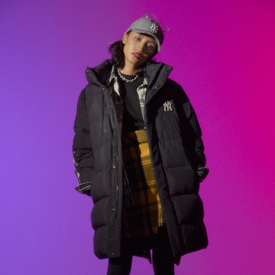 MLB New York Yankees Black Longline Down Jacket with Embroidered Logo Unisex 31DJZ9061-50L Shop MLB New York Yankees Black Longline Down Jacket with Embroidered Logo Unisex 31DJZ9061-50L