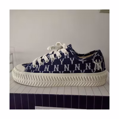 MLB New York Yankees Canvas 'Monogram Denim'