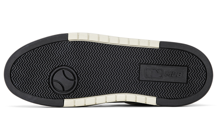 Details for MLB New York Yankees Chunky Liner Basic 'Kelabu Arang' 3ASXCLB3N-50CGS