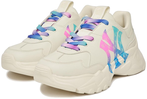 MLB New York Yankees Kasut Lelaki 'Gradient Beige' 3ASHBOR3N-50IVS Lookbook MLB New York Yankees Kasut Lelaki 'Gradient Beige' 3ASHBOR3N-50IVS