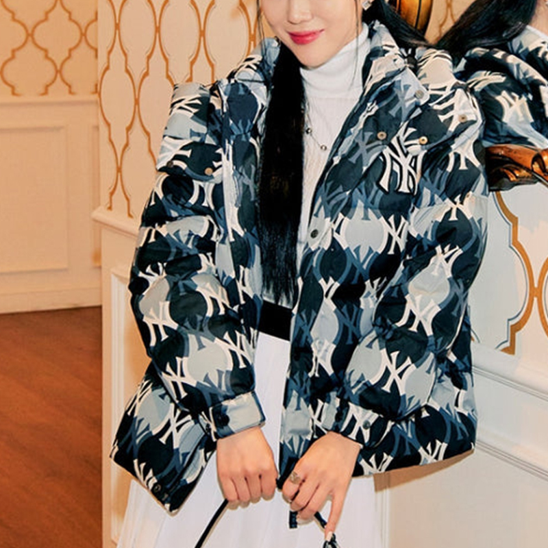 Purchase MLB New York Yankees Hoodie Logo Berlian Unisex Hitam. 3ADJY0126-50BKS