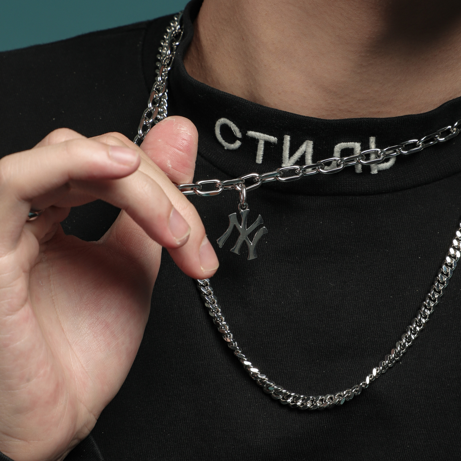 Cheap MLB New York Yankees Double-Layer Necklace Unisex Couple Design Summer 2021 32JA01111-50W